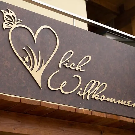 Kroell, 4 Skigebiete In Unmittelbarer Naehe, Restaurant Mit Regionaler Kueche Hotel