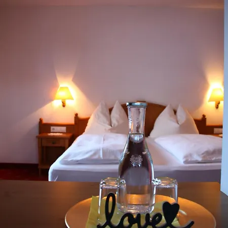 Hotel Gasthof Kroell, 1X Grossglockner Kostenlos, Kinder Bis 10 Jahre Frei, Restaurant Mit Regionaler Kueche Hotel Niedernsill