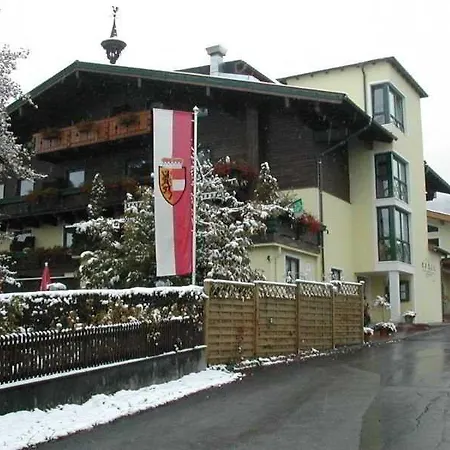 Kroell, 4 Skigebiete In Unmittelbarer Naehe, Restaurant Mit Regionaler Kueche 3* Niedernsill